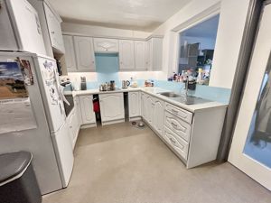 Kitchen- click for photo gallery